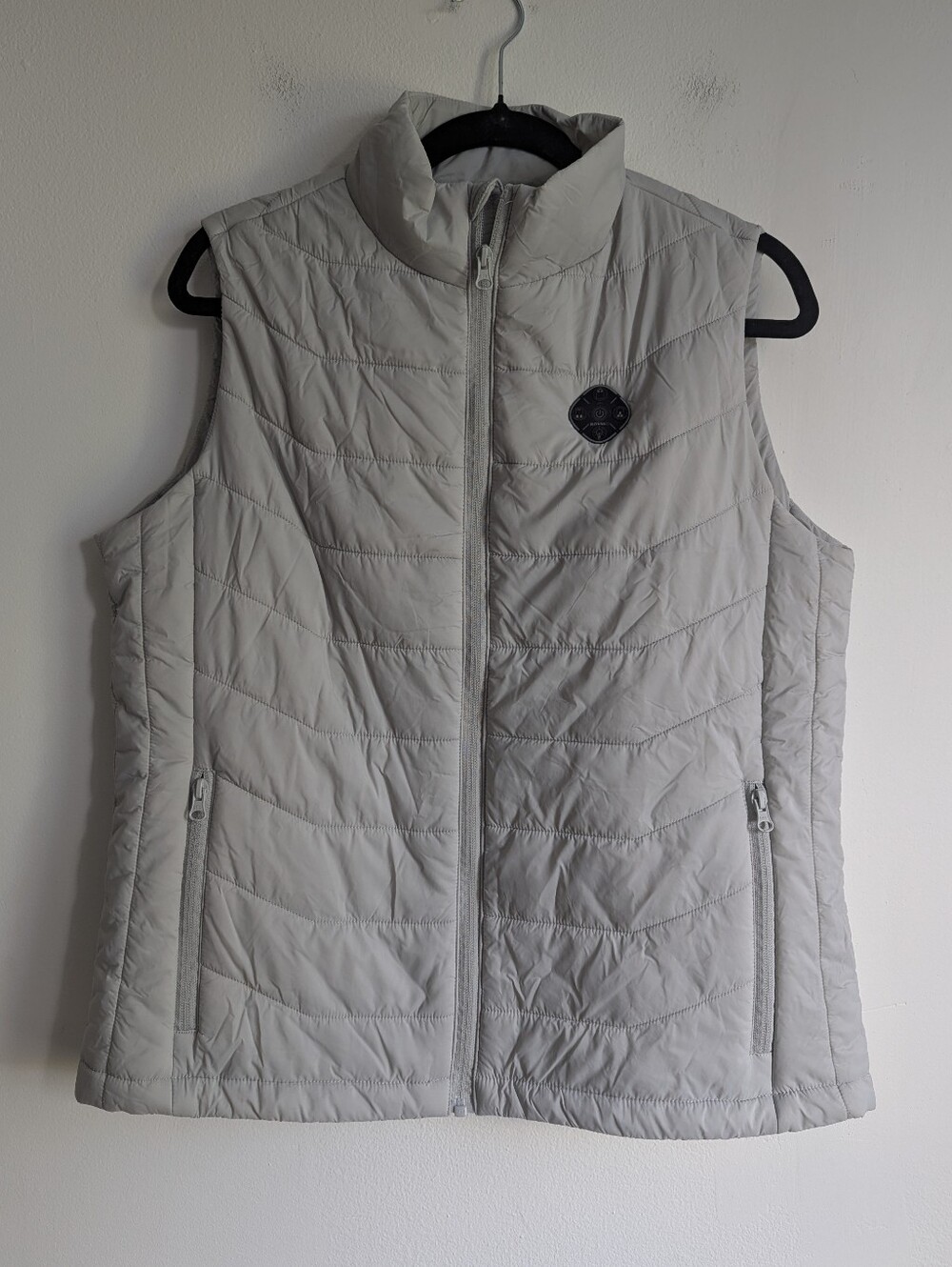 KOVNLO Quilted Heated Smart Vest in Light Grey Mock Neck Women's L